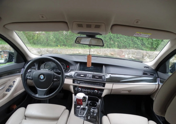 BMW Seria 5 cena 56900 przebieg: 278000, rok produkcji 2014 z Koszalin małe 596